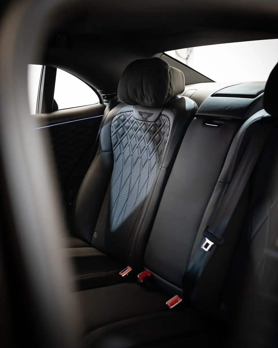 Bentley Flying Spur First Edition, Bild 10 von 12