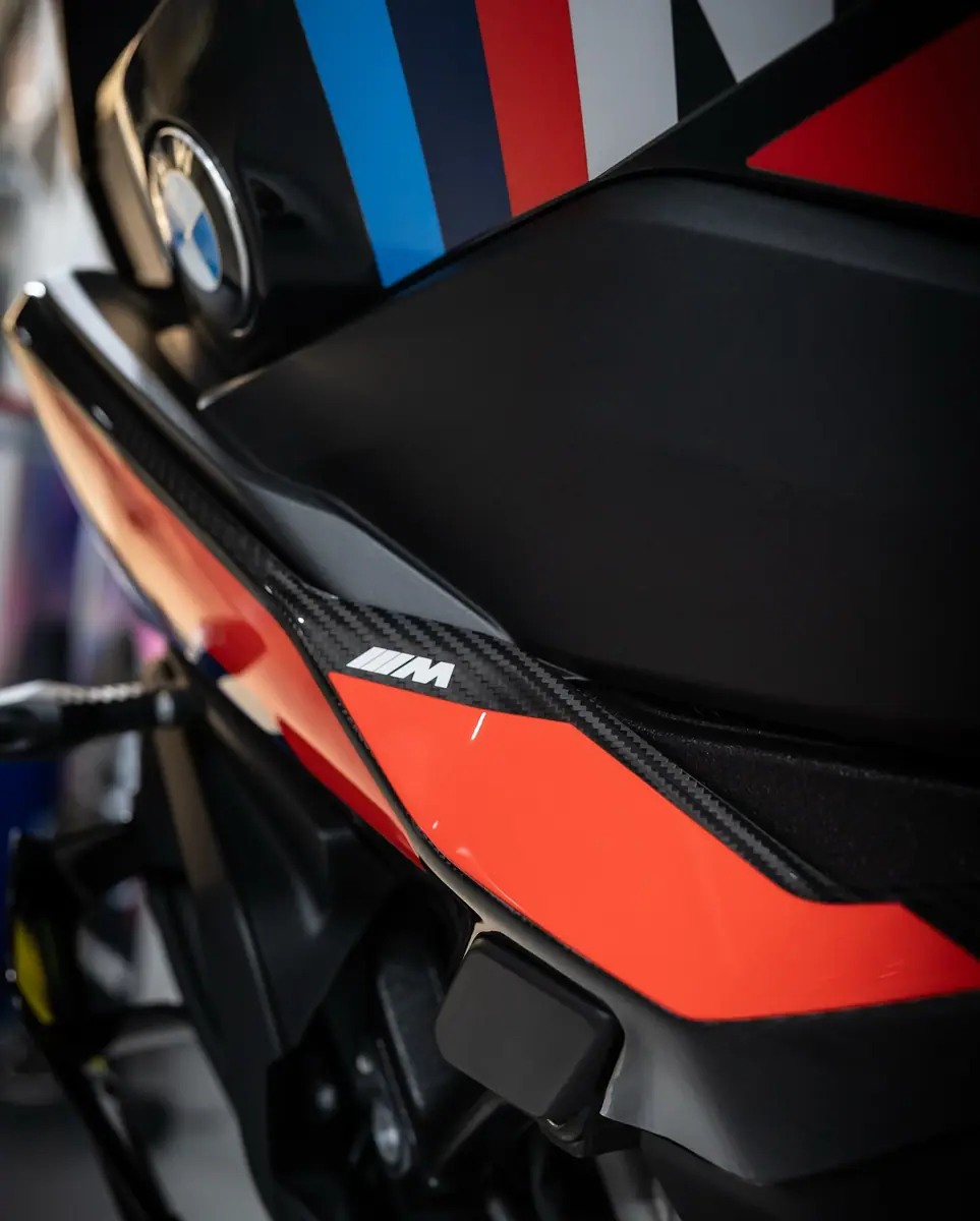 BMW M1000XR, Bild 3 von 8