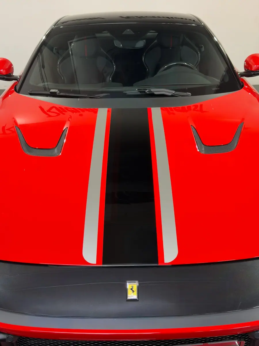 Ferrari 12Cilindri — Designfolie Motorhaube (der vierte im Haus), Bild 7 von 7