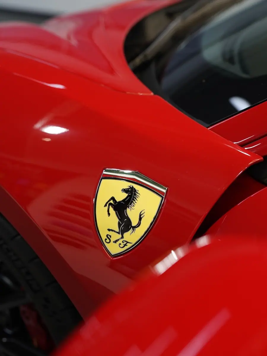 Ferrari 488 Pista, Bild 6 von 12