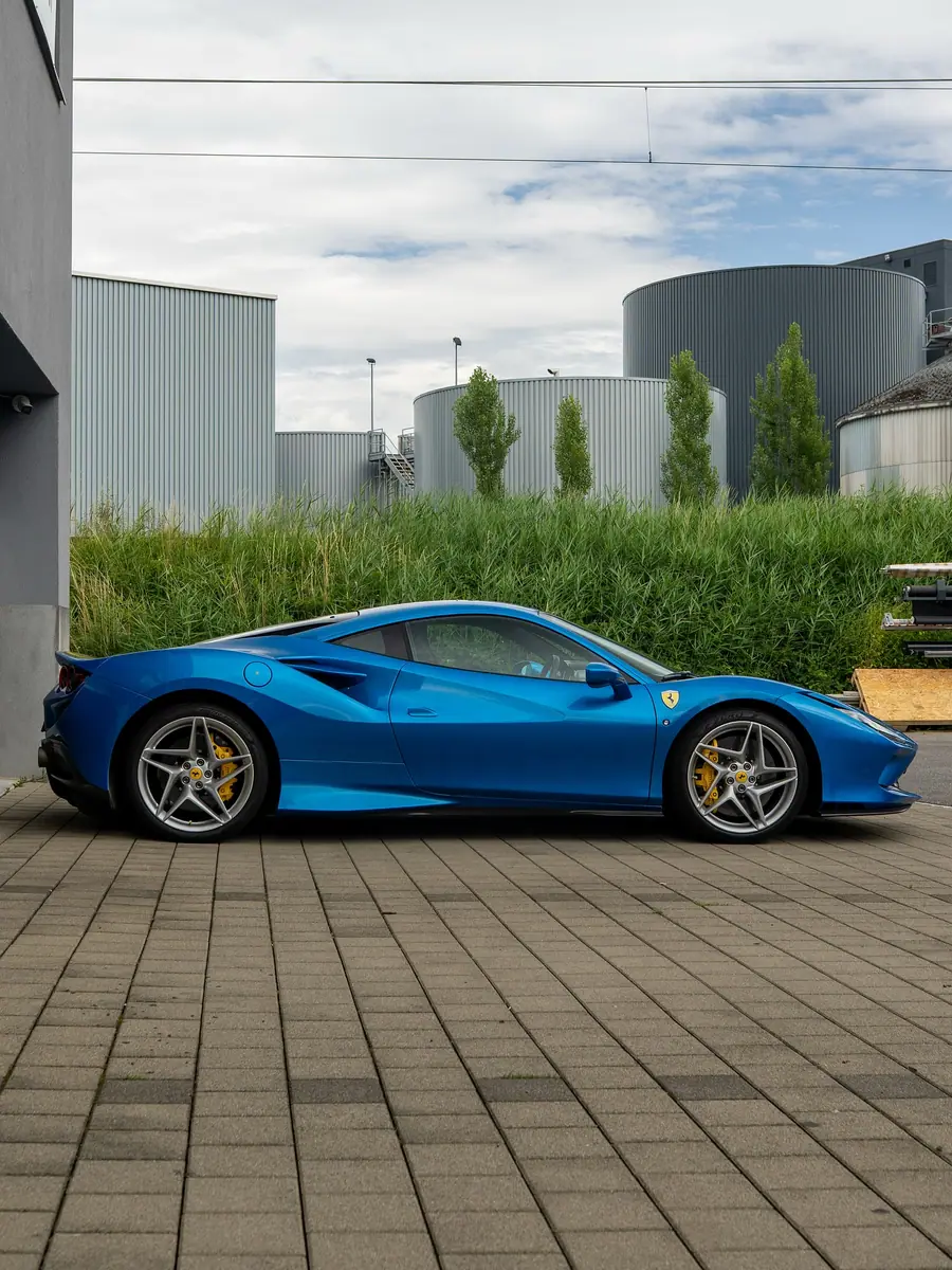 Ferrari F8 Tributo, Bild 2 von 8