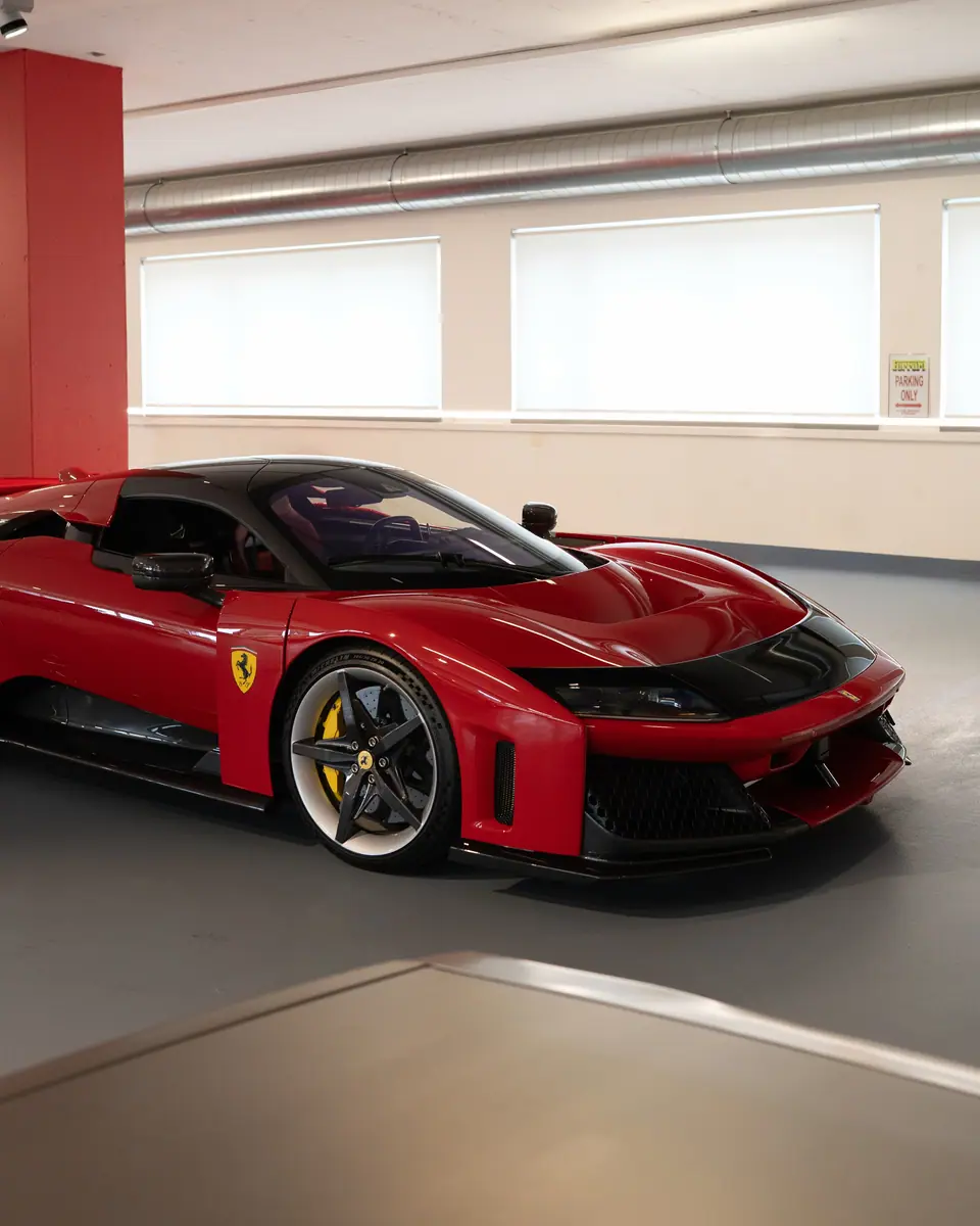 Ferrari F80 (1 von 799), Bild 6 von 12
