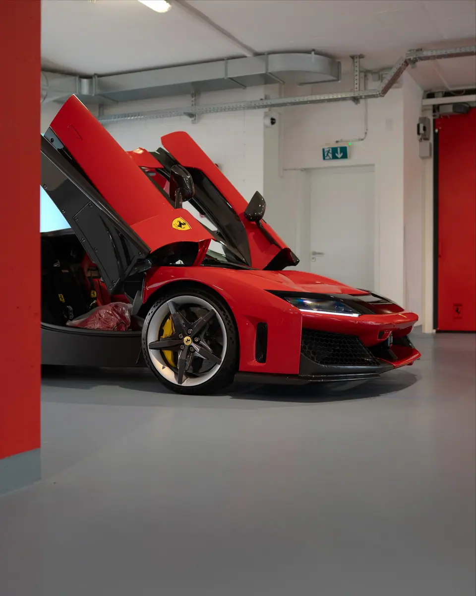 Ferrari F80 (1 von 799), Bild 12 von 12