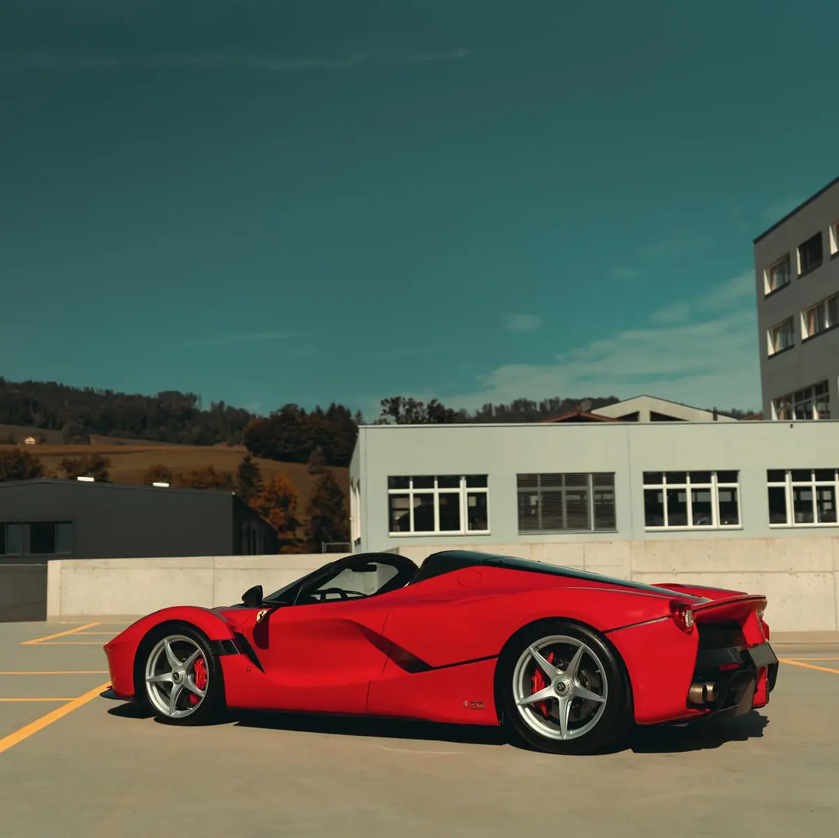 Ferrari LaFerrari Aperta, Bild 7 von 10