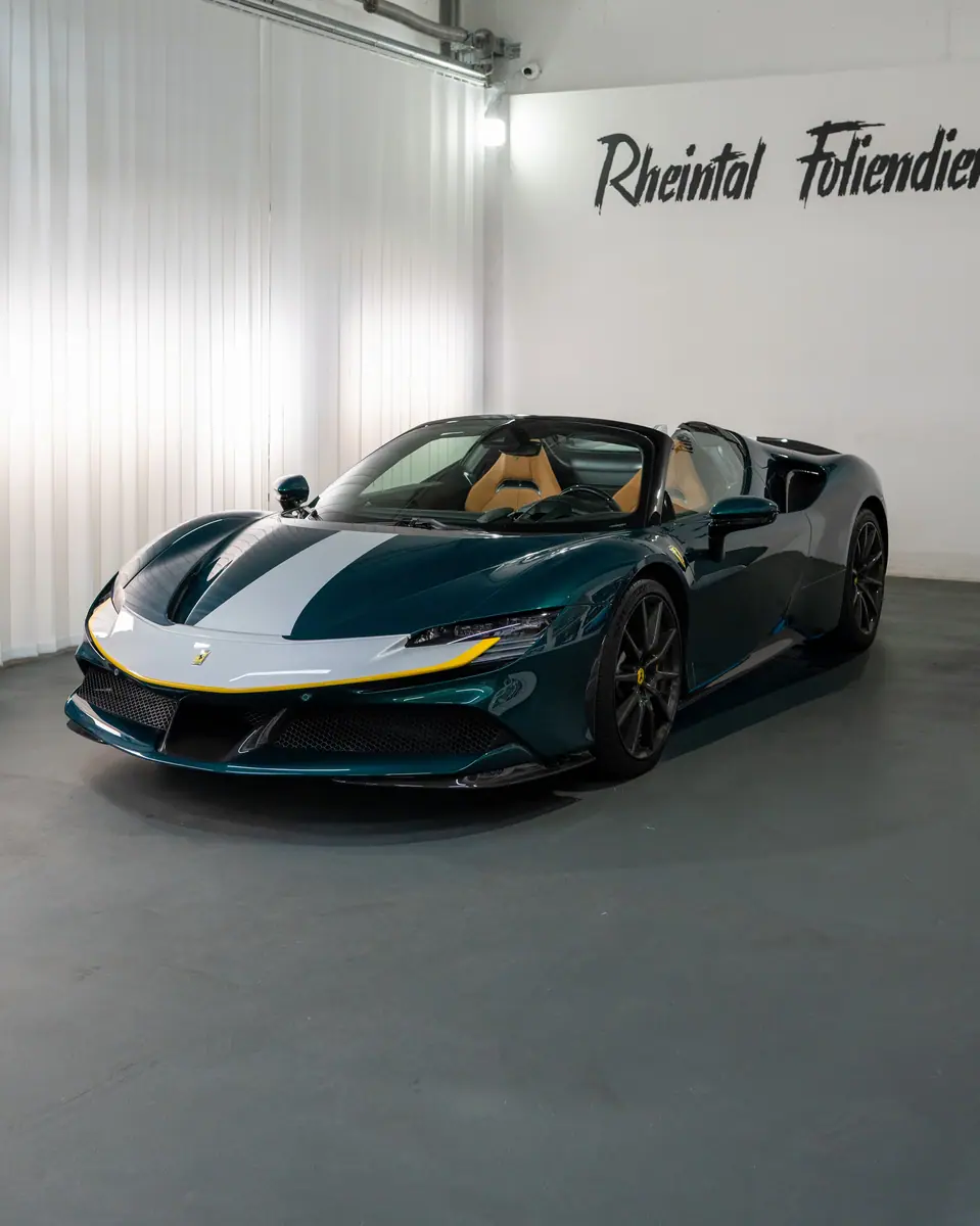 Ferrari SF90 — PPF-Erneuerung Front, Bild 3 von 12