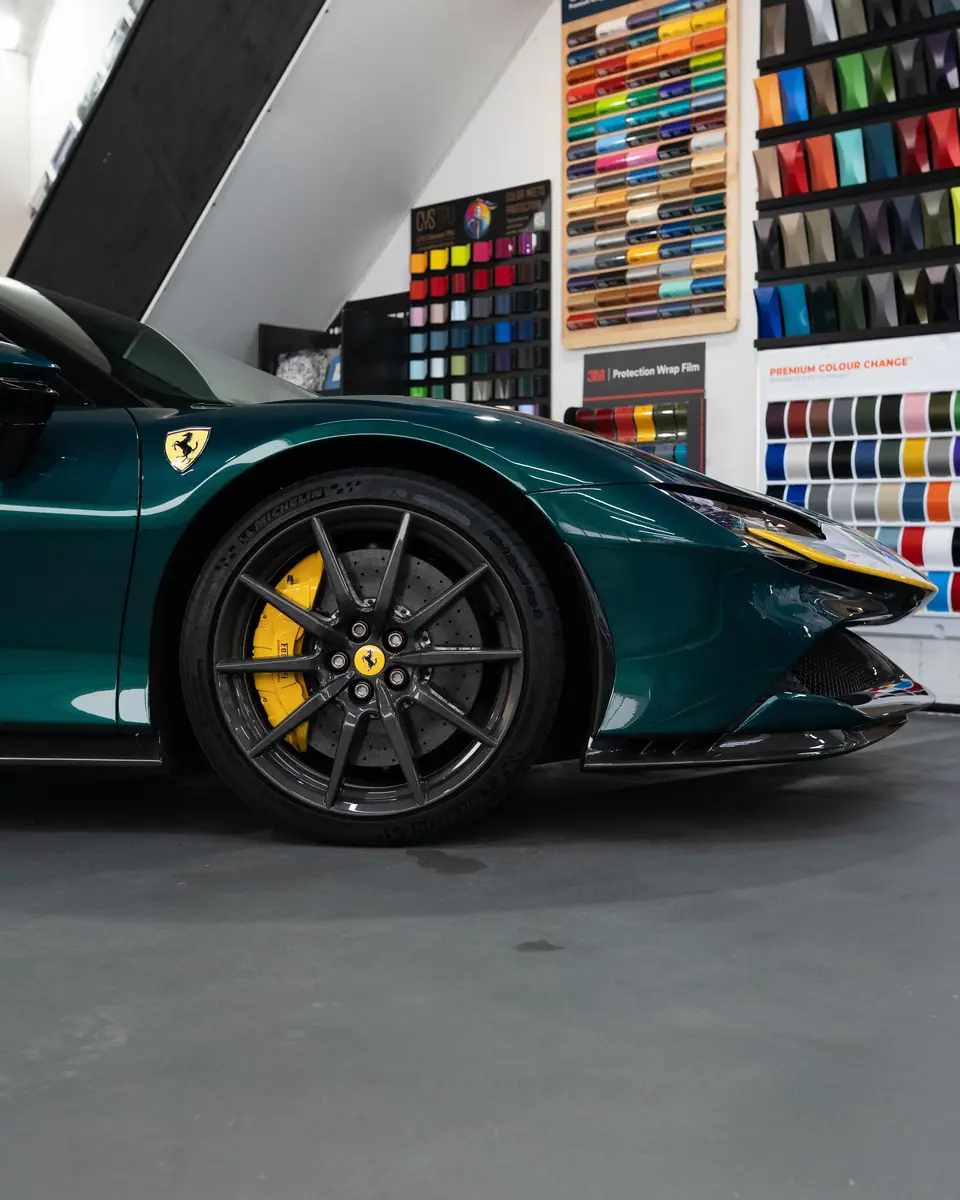 Ferrari SF90 — PPF-Erneuerung Front, Bild 4 von 12