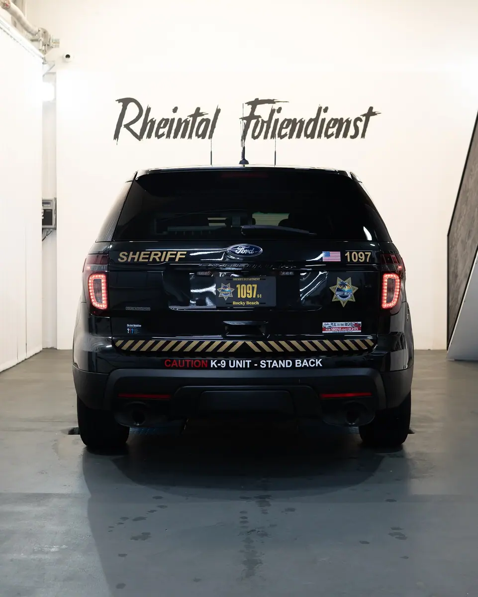 Ford Interceptor, Bild 3 von 7