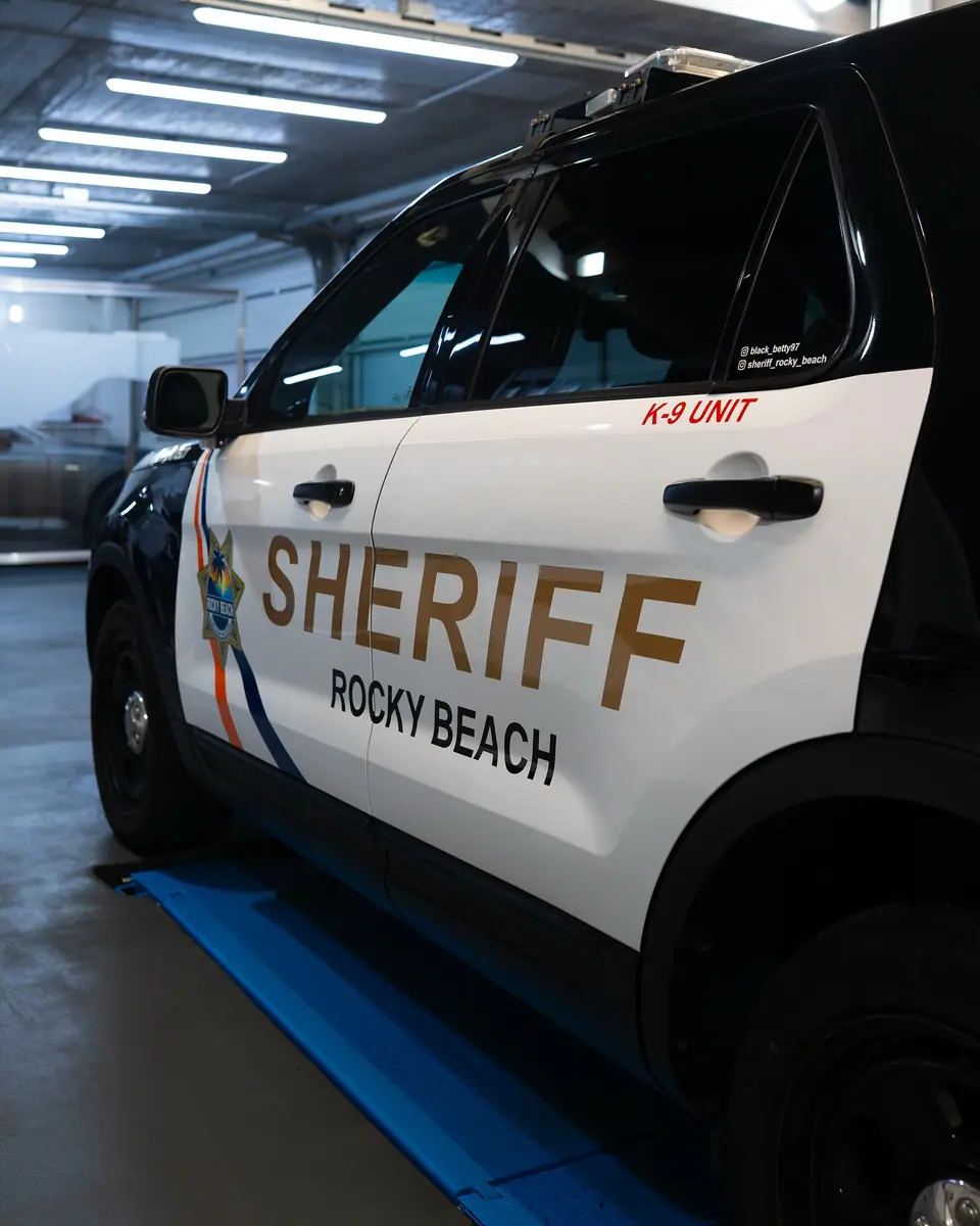 Ford Interceptor, Bild 4 von 7