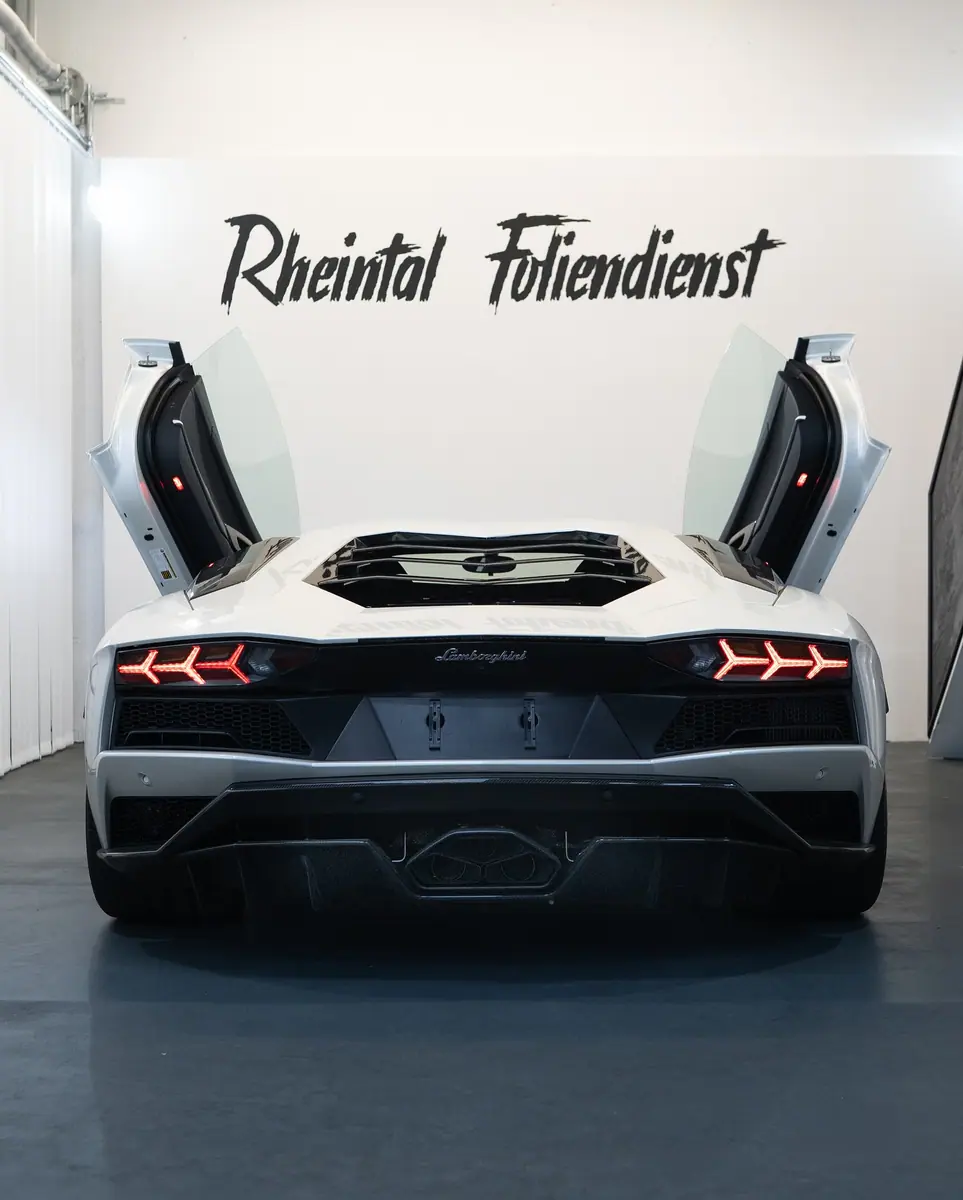 Lamborghini Aventador S, Bild 3 von 9