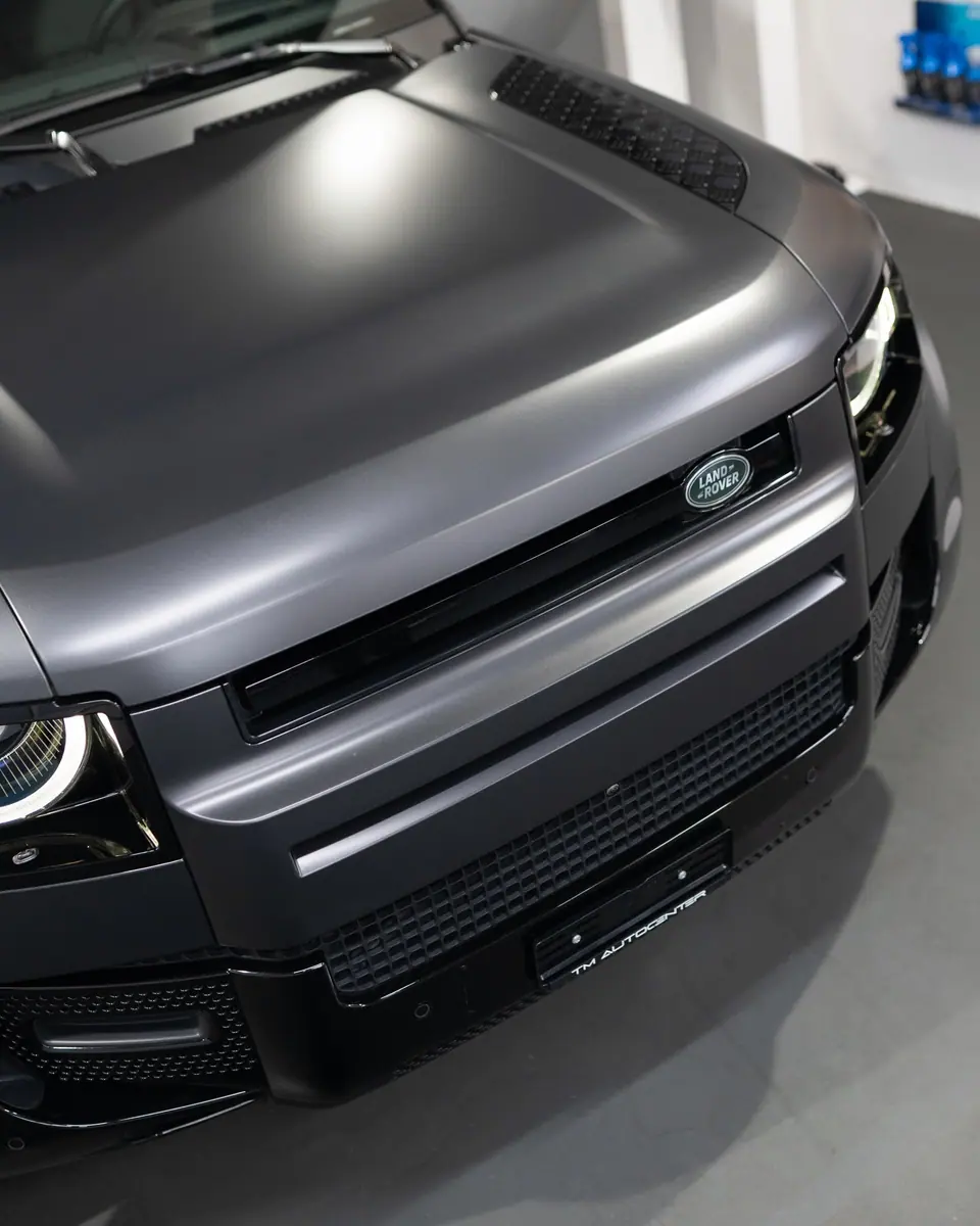 Land Rover Defender, Bild 2 von 10