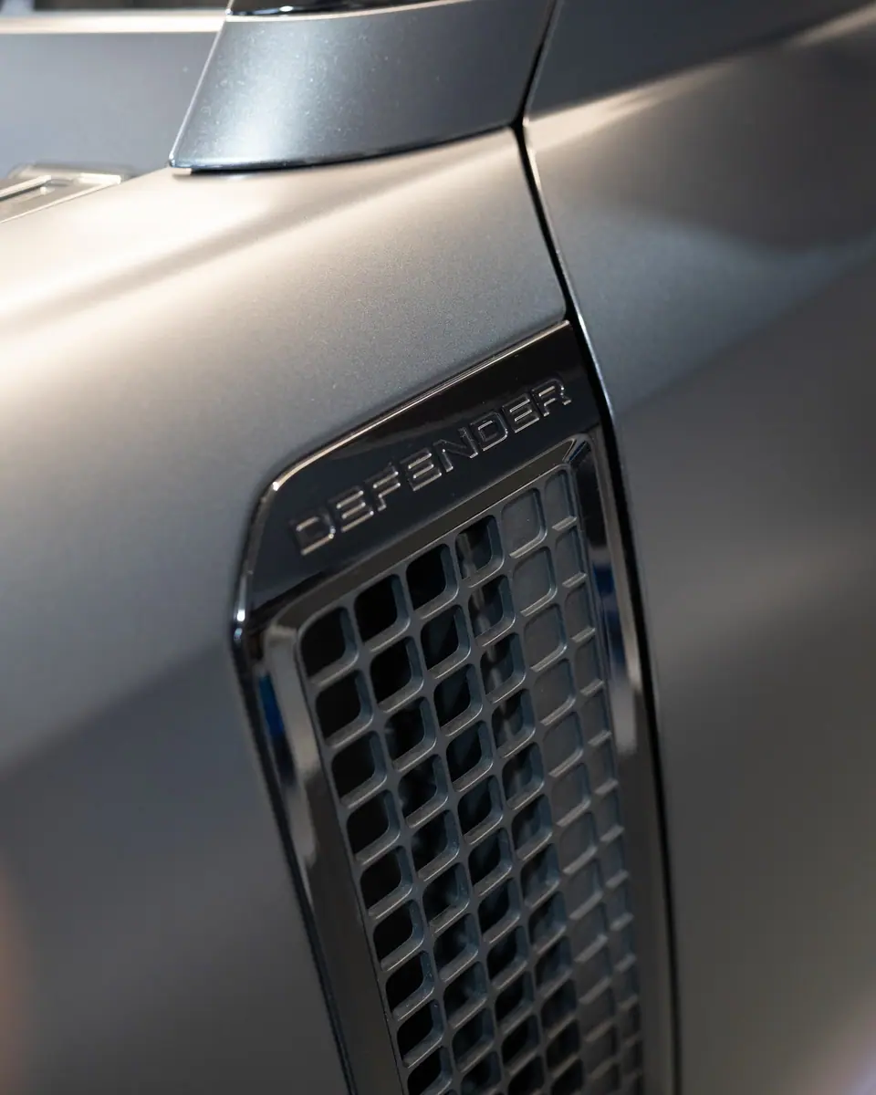 Land Rover Defender, Bild 5 von 10