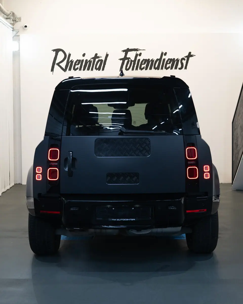 Land Rover Defender, Bild 9 von 10