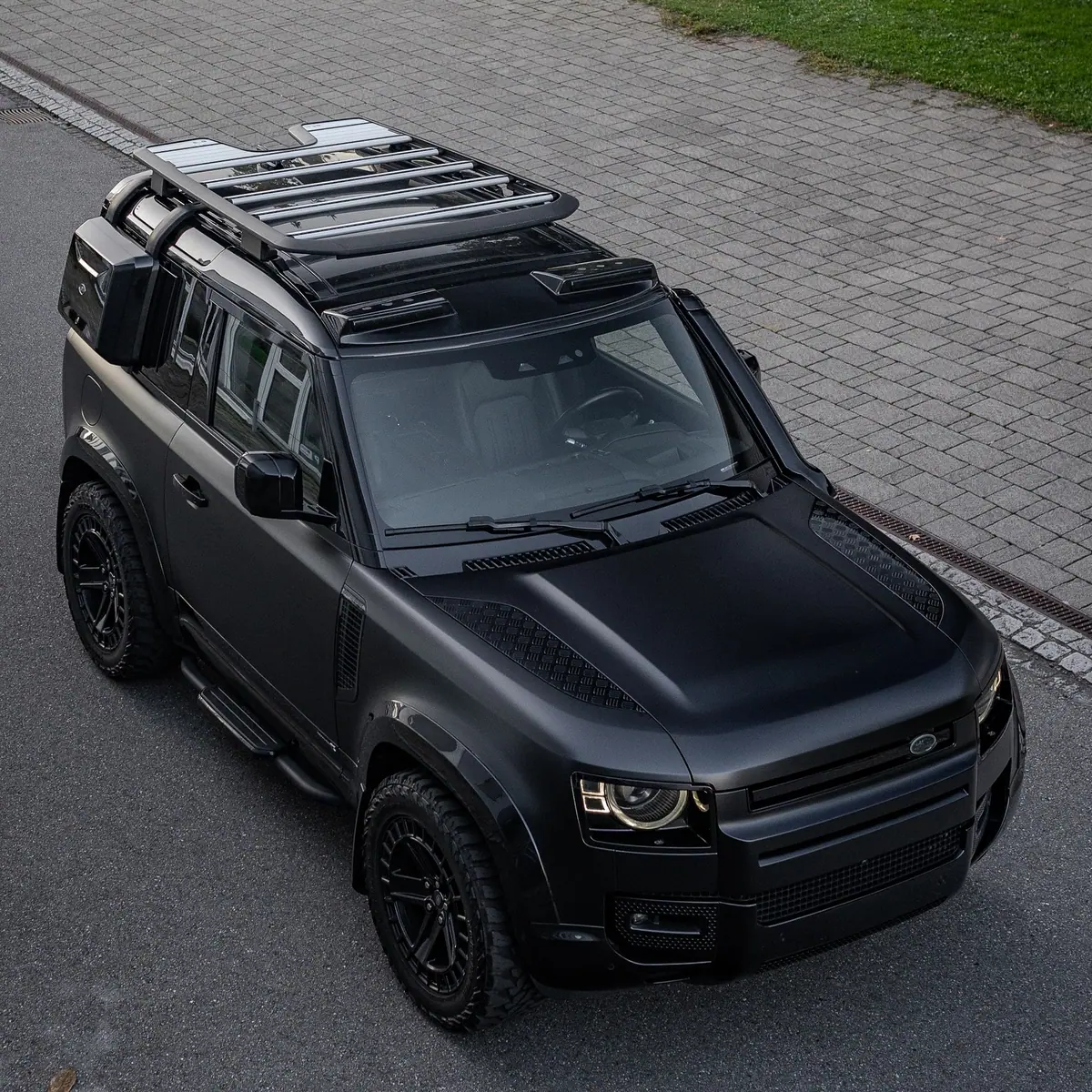 Land Rover Defender, Bild 3 von 10