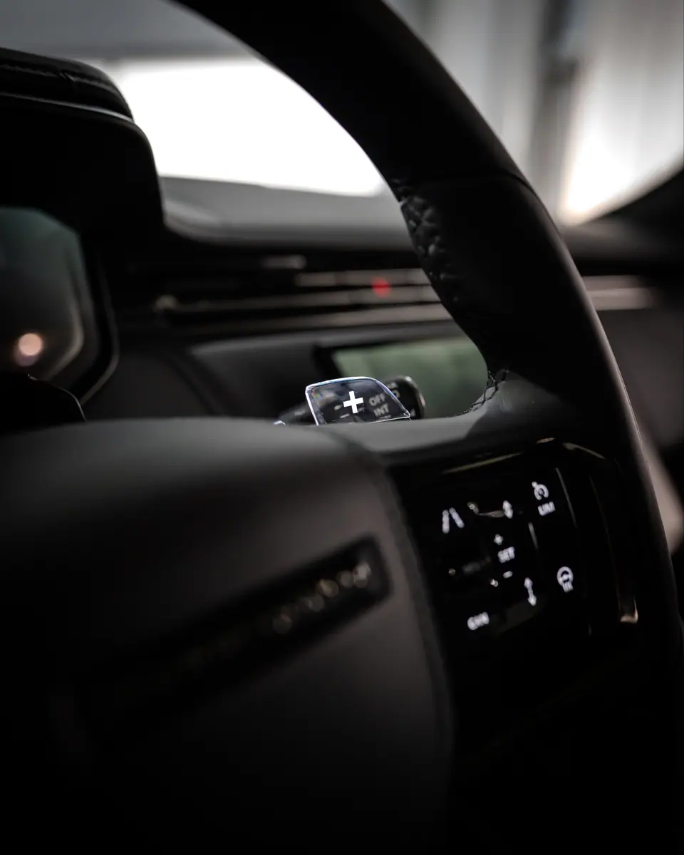 Land Rover Range Rover Sport SV, Bild 12 von 12