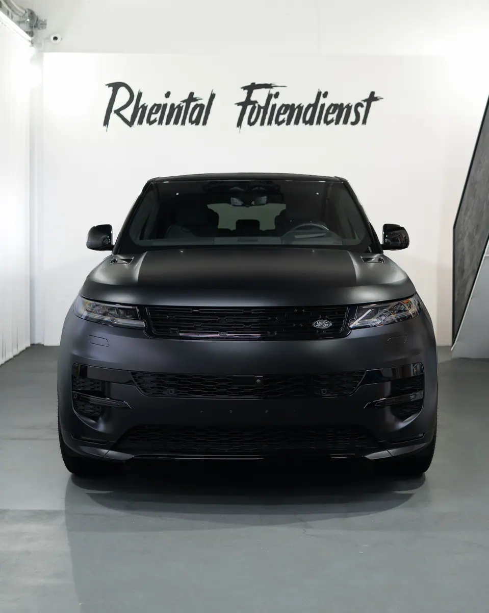 Land Rover Sport – Beitrag auf Instagram