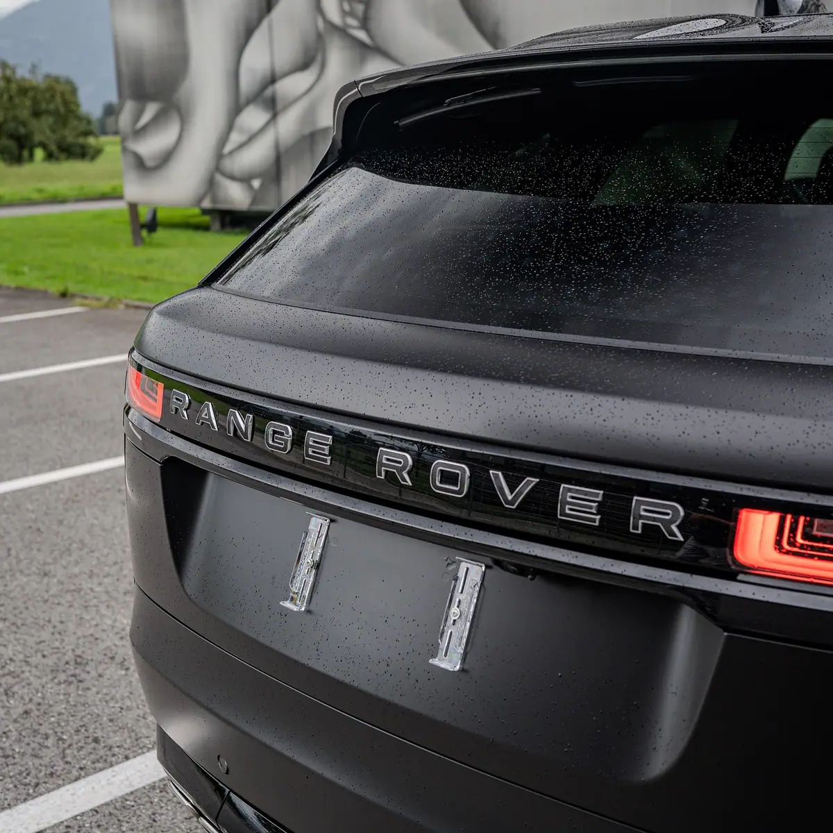 Land Rover Velar P550, Bild 10 von 10
