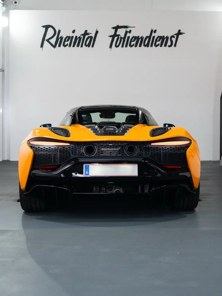 McLaren Artura (Papaya Spark Orange), Bild 3 von 12