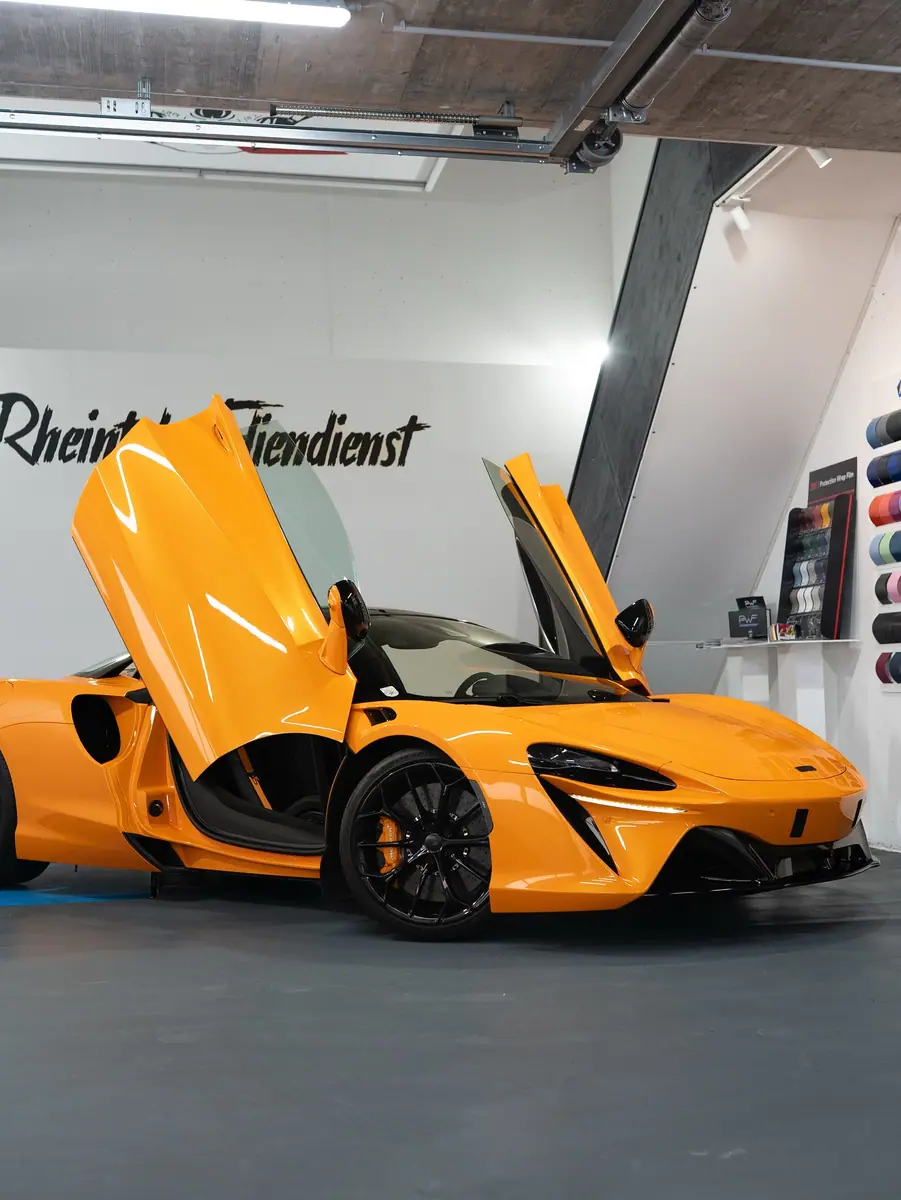 McLaren Artura (Papaya Spark Orange), Bild 5 von 12