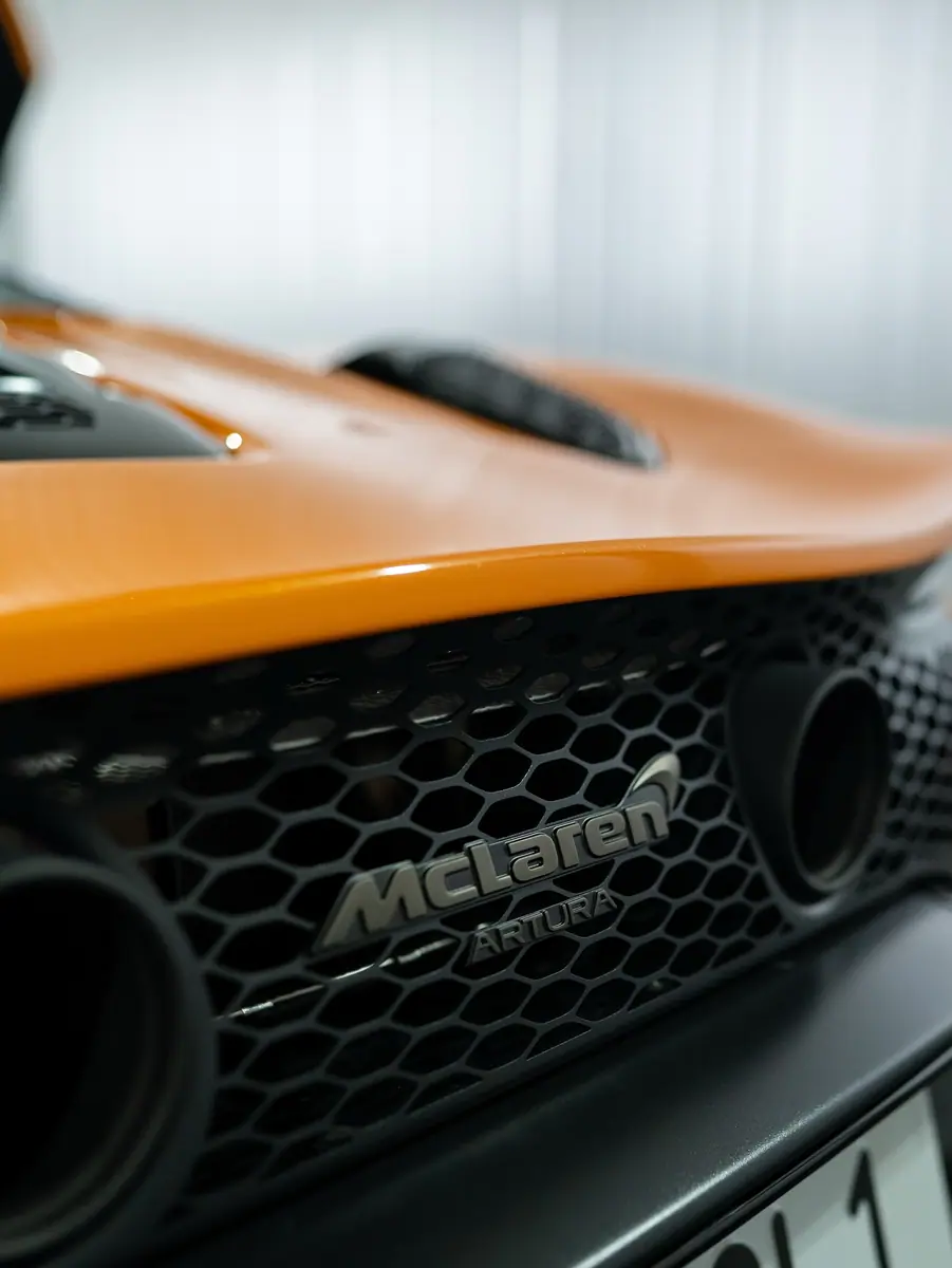 McLaren Artura (Papaya Spark Orange), Bild 7 von 12