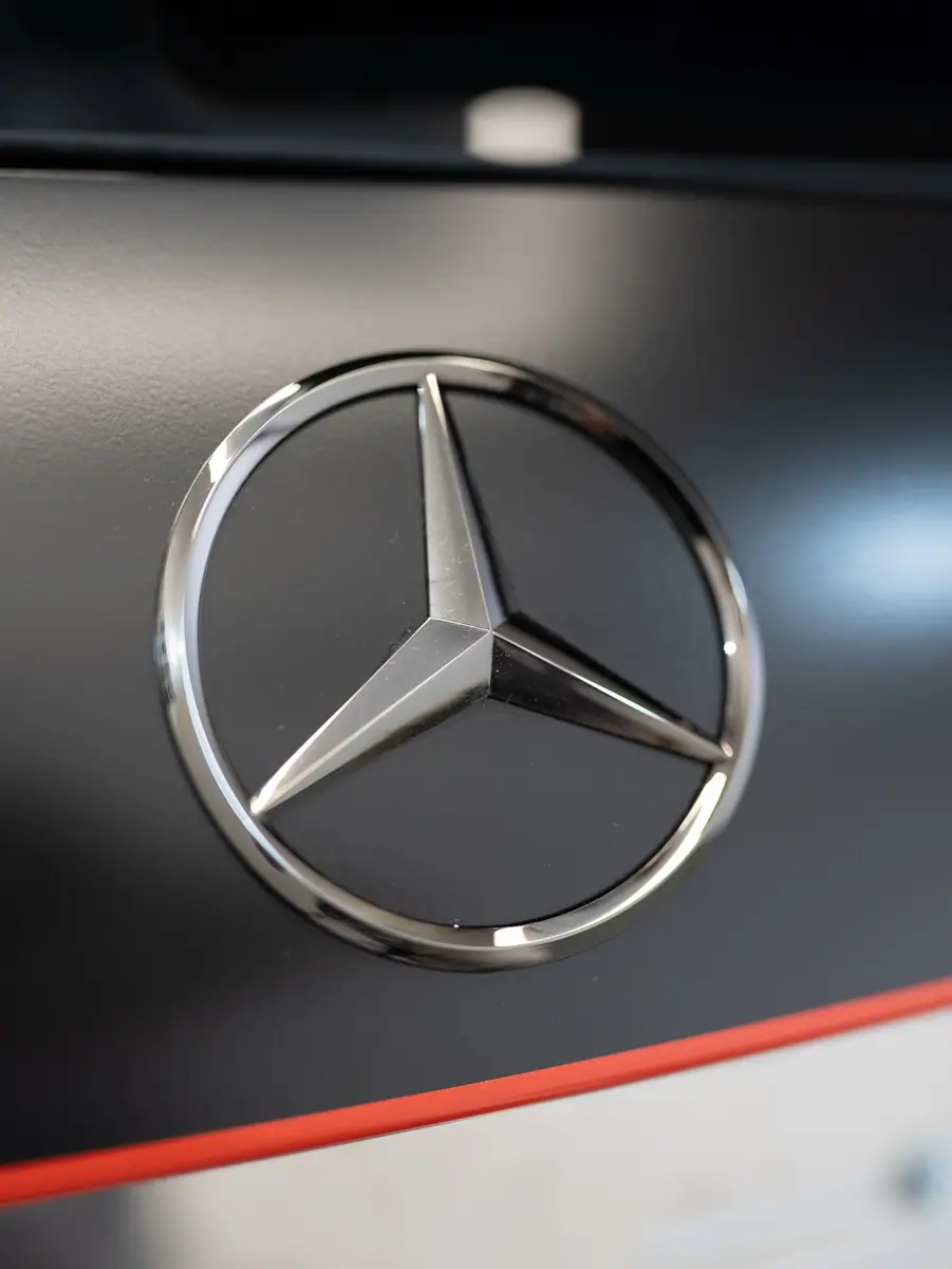 Mercedes A45s Look, Bild 5 von 8