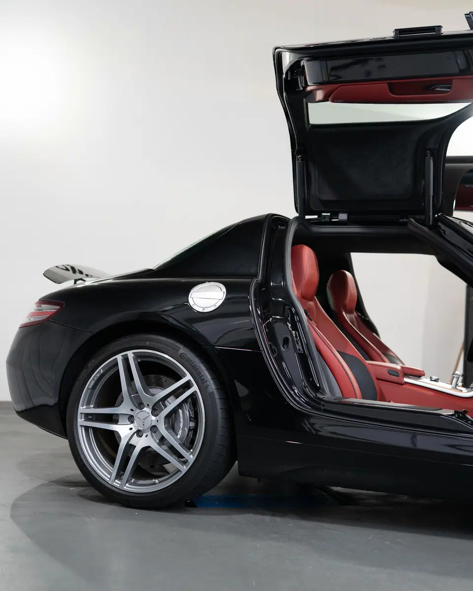 Mercedes-Benz SLS 6.3 AMG, Bild 11 von 12