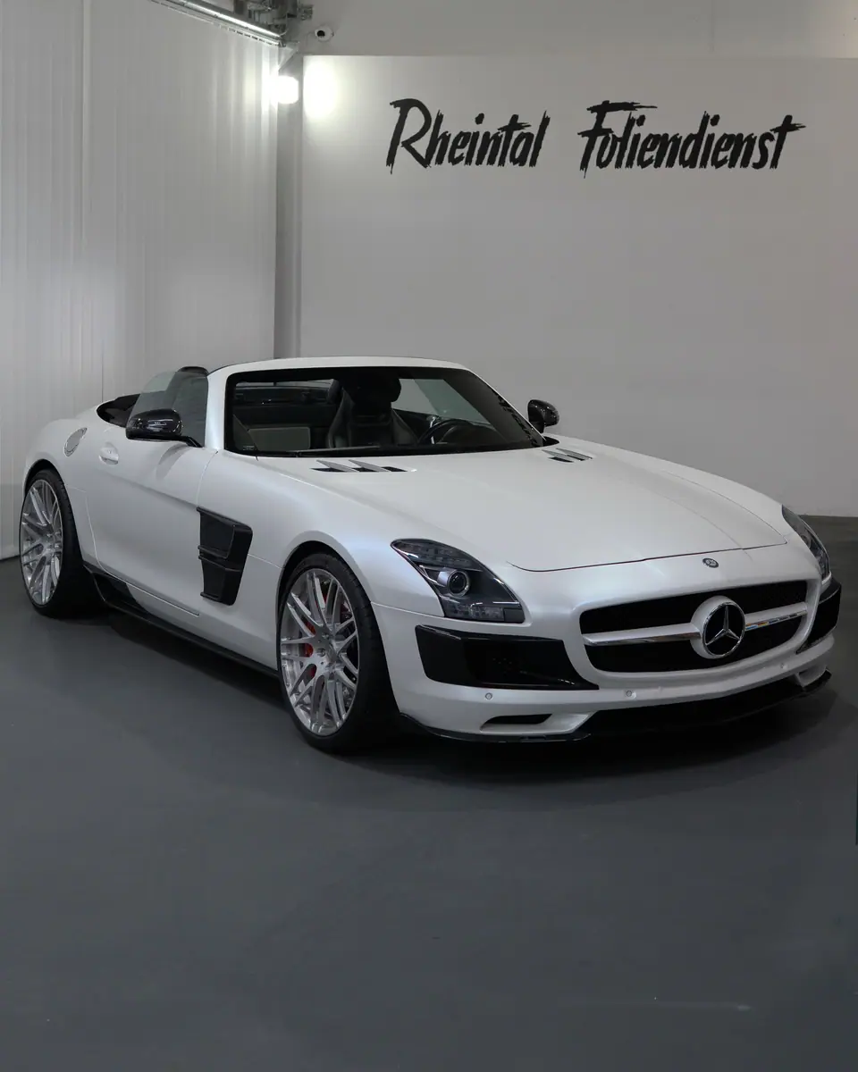 Mercedes-Benz SLS AMG Roadster, Bild 4 von 12