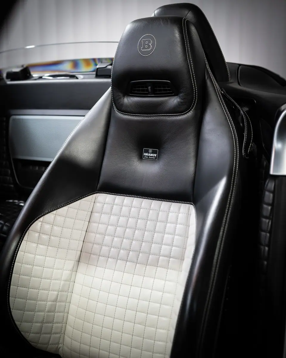 Mercedes-Benz SLS AMG Roadster, Bild 9 von 12