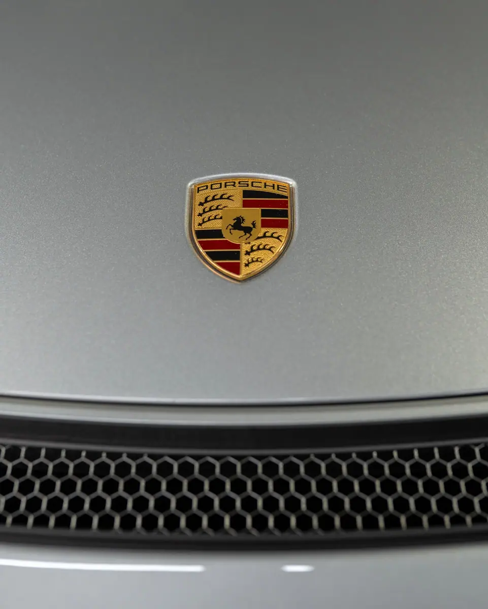 Porsche Cayman GT4, Bild 8 von 9
