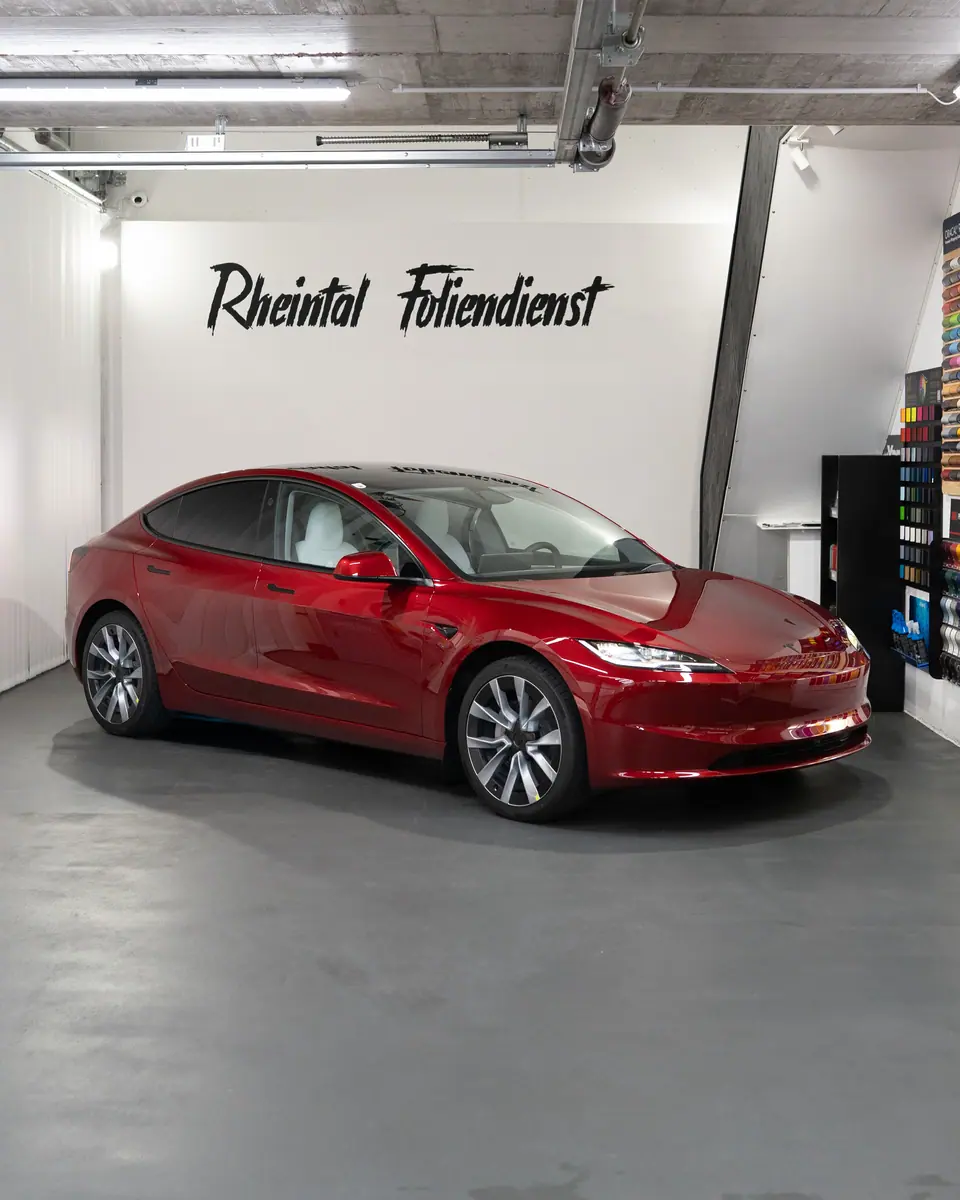 Tesla Model 3, Bild 2 von 11